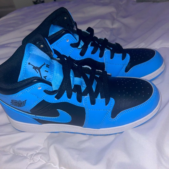 Air Jordan 1 - Picture 1 of 4